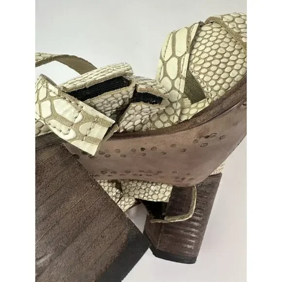 Freebird by Steven Rare Claw Python Snake Heel Sandals Strappy Cream Size 7 EUC - Picture 12 of 16